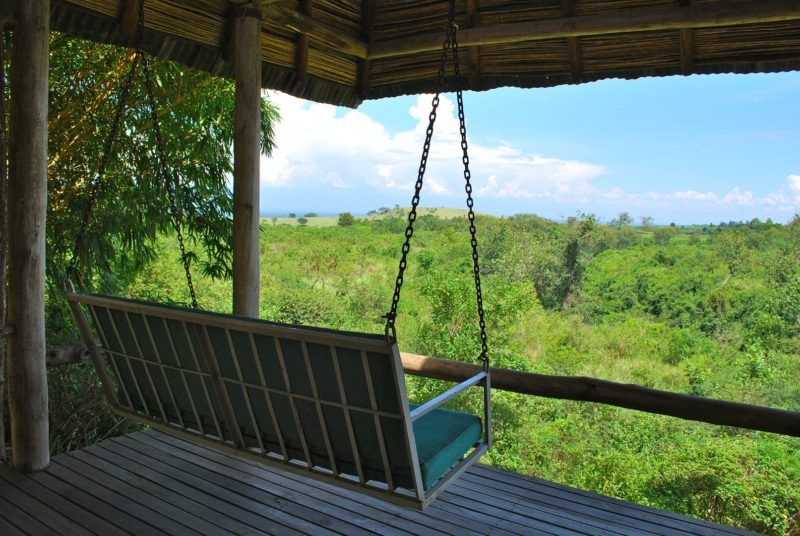 Balcon au Kyambura Gorge Lodge dans le parc national Queen Elizabeth - Ouganda | Au Tigre Vanillé