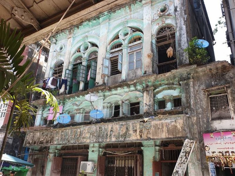 Flâner dans les rues de Yangon - Birmanie | Au Tigre Vanillé