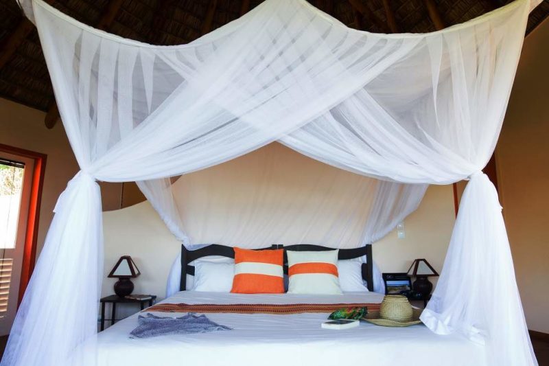 Chambre de l'hôtel Dunes de Dovela - Mozambique | Au Tigre Vanillé