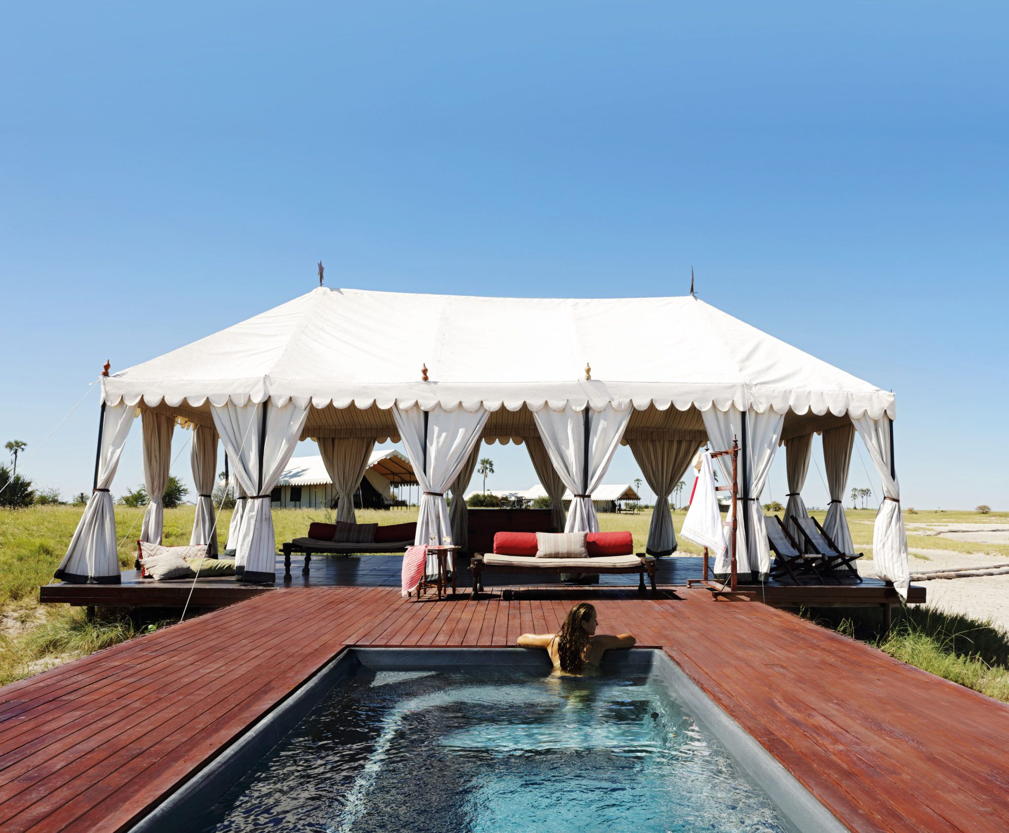 22san_camp_-_swimming_pool__guest