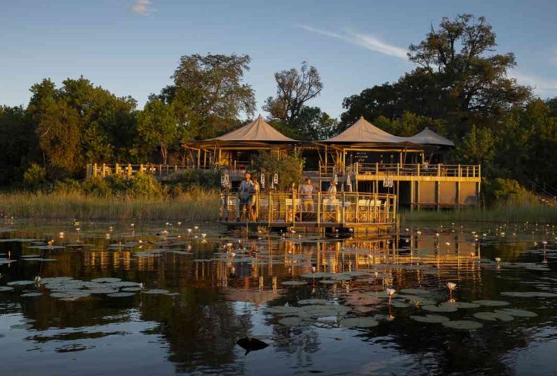 Feu de cmap au bord de la rivière du camp Dumatau dans le Savute - Botswana | Au Tigre Vanillé