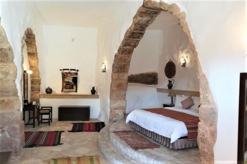 Chambre de l'hotel Hayat Zaman à Petra - Jordanie | Au Tigre Vanillé