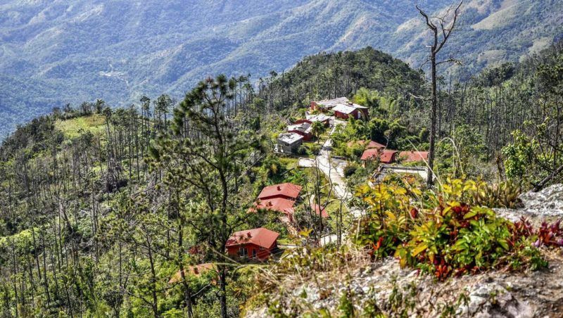 Montagnes de la Sierra Maestra dans la région de Santiago - Cuba | Au Tigre Vanillé