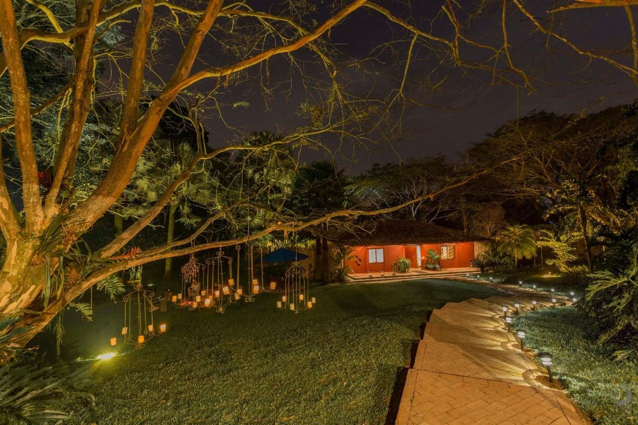Jardin de l'hôtel Sazagua - Colombie | Au Tigre Vanillé