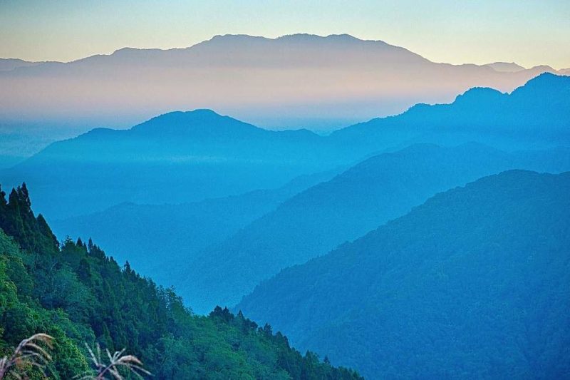 Lever de soleil sur les montagnes à Alishan - Taïwan | Au Tigre Vanillé