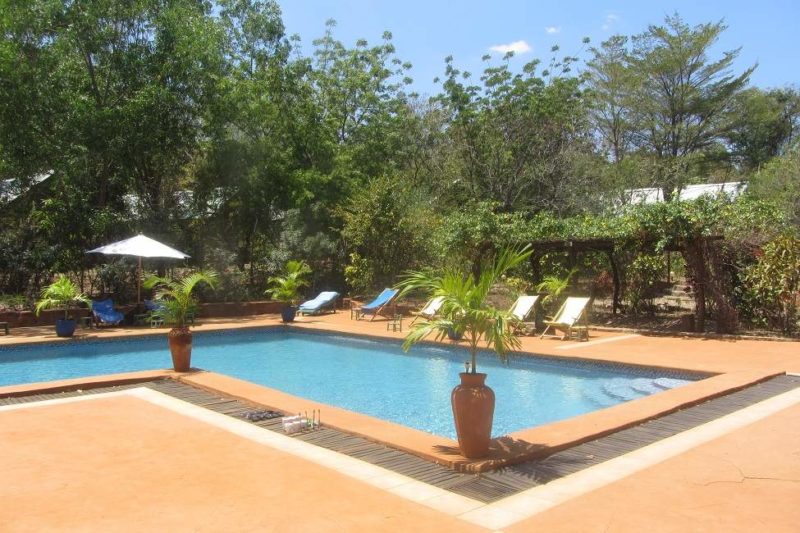 Piscine de l'Ankarana Lodge - Madagascar | Au Tigre Vanillé