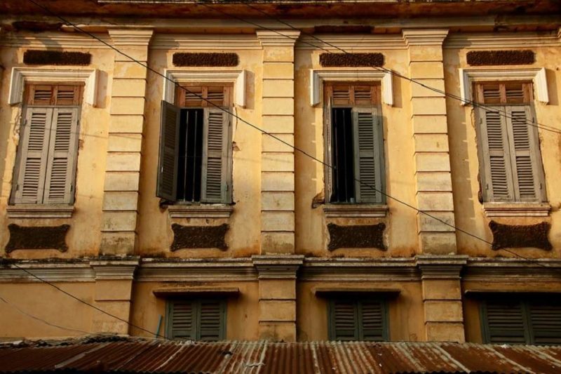 Batiment colonial à Battambang - Cambodge | Au Tigre Vanillé