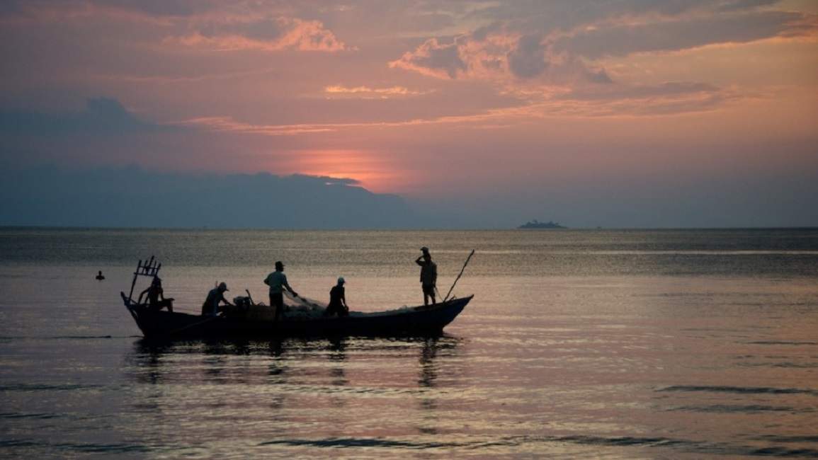 cambodge-kep-peche-pecheurs Bateau de pêcheurs à Kep - Cambodge | Au Tigre Vanillé
