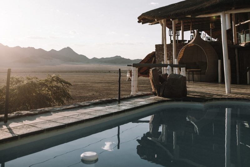 Piscine du lodge Homestead Outpost - Namibie | Au Tigre Vanillé