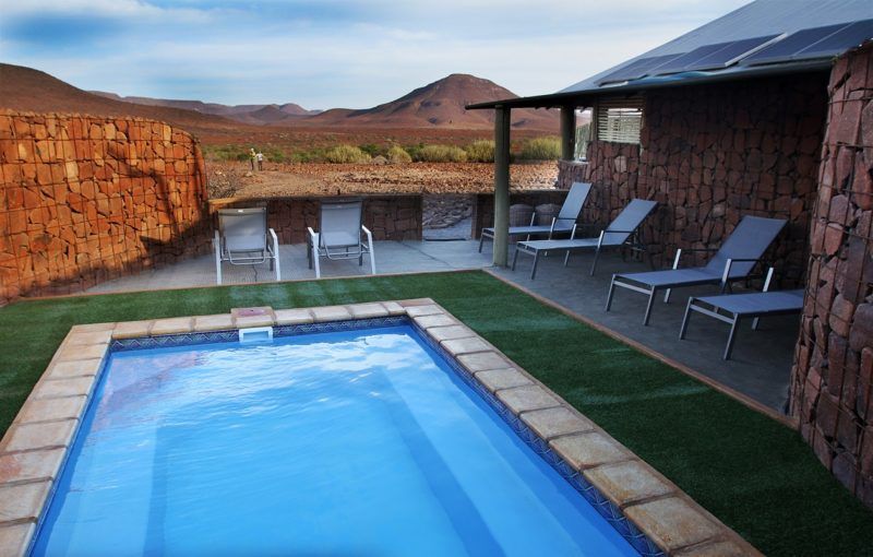 Piscine de l'Etendeka Mountain Camp - Namibie | Au Tigre Vanillé