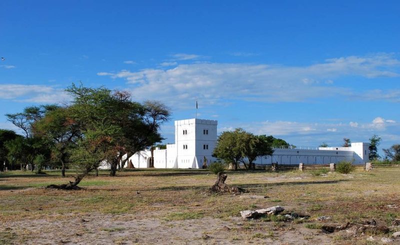 Camp d'état dans la réserve d'Etosha - Namibie | Au Tigre Vanillé