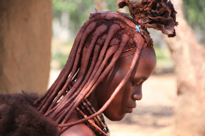 Femme Himba dans le Kaokoland - Namibie | Au Tigre Vanillé
