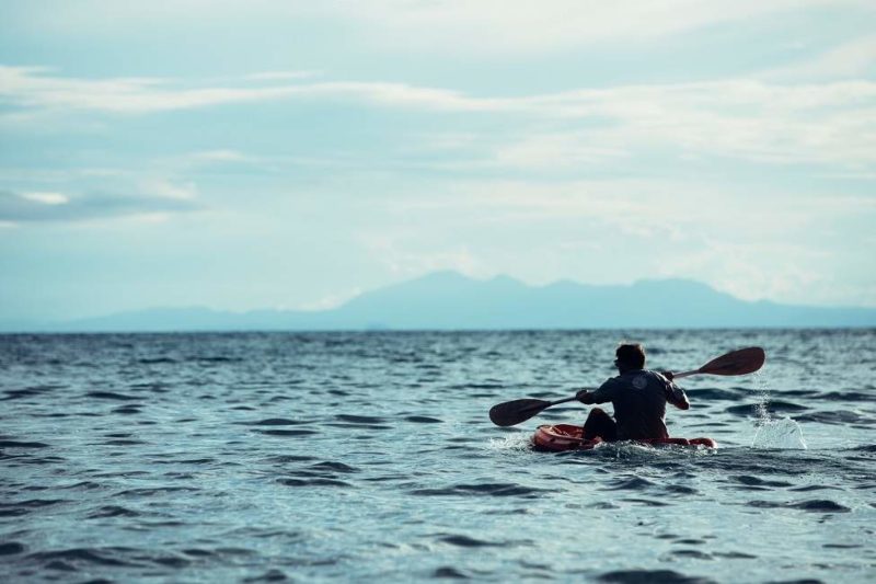 kayak-lac-tanganyika- tanzanie Sortie en kayac sur le lac Tanganyika - Tanzanie | Au Tigre Vanillé