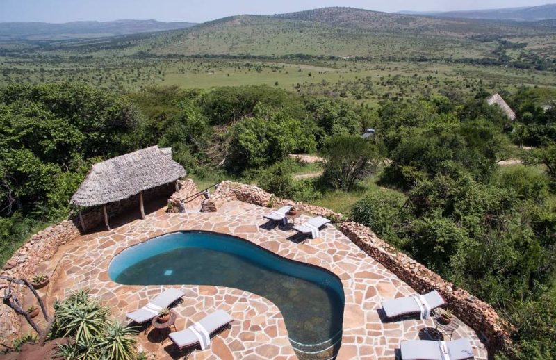 Piscine du Klein's Camp dans le parc du Serengeti - Tanzanie | Au Tigre Vanillé