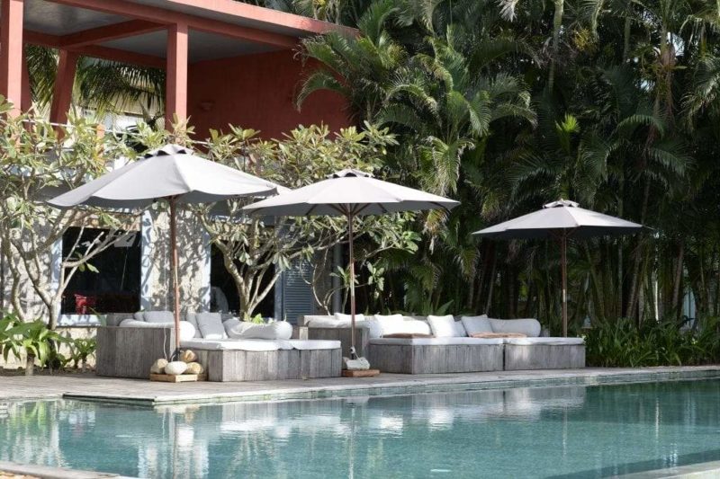 Piscine de l'hôtel Knai Bang Chatt à Kep - Cambodge | Au Tigre Vanillé