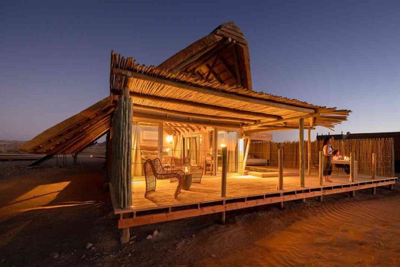 Vue extérieur d'une tente du lodge Little Kulala - Namibie | Au Tigre Vanillé