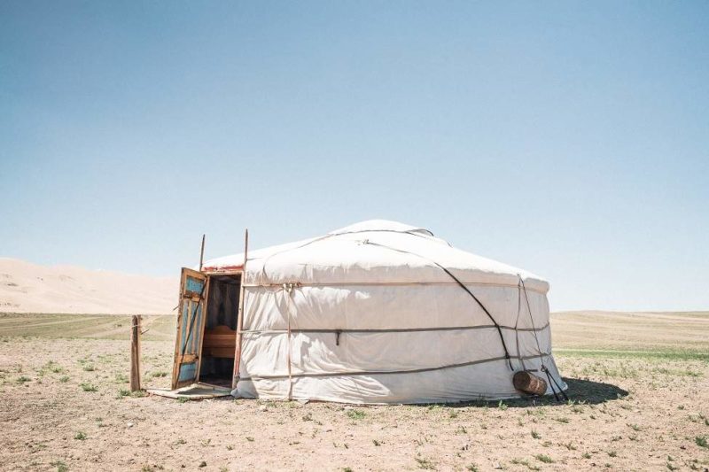 Apprendre à monter une yourte - Mongolie | Au Tigre Vanillé