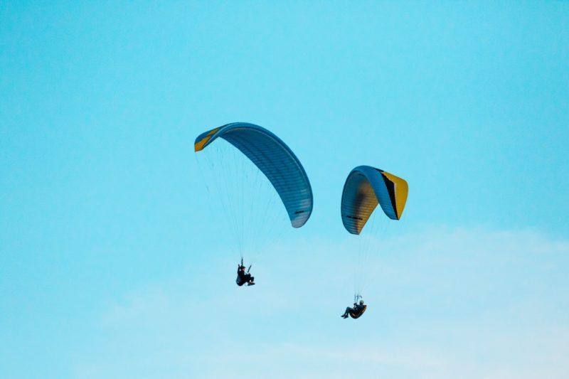 Parapente dans le massif de Tasranoro - Madagascar | Au Tigre Vanillé