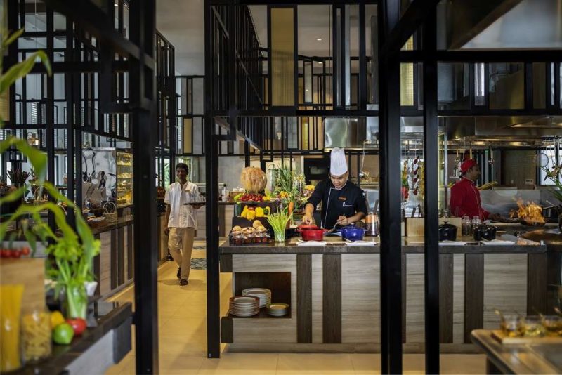 Restaurant du Pullman Maamutaa - Maldives | Au Tigre Vanillé