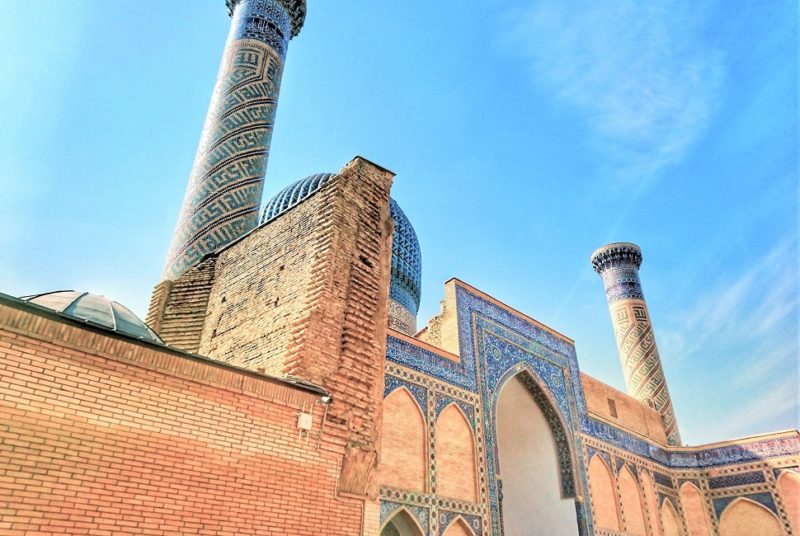 Entrée de la mosquée de Samarcande - Ouzbékistan | Au Tigre Vanillé