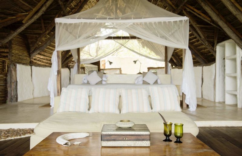 Chambre de l'hôtel Sand Rivers Selous - Tanzanie | Au Tigre Vanillé