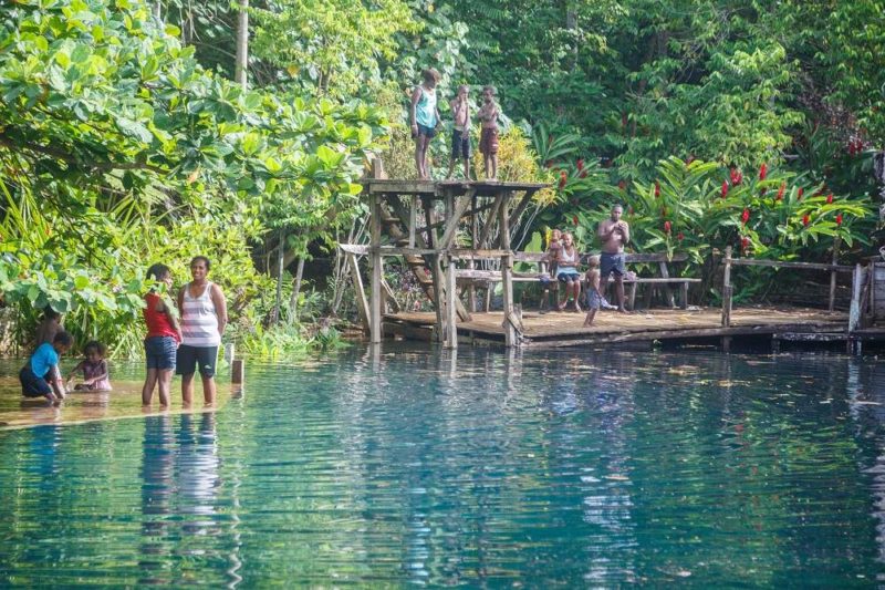 Trou bleu sur l'île d'Espiritu Santo - Vanuatu | Au Tigre Vanillé