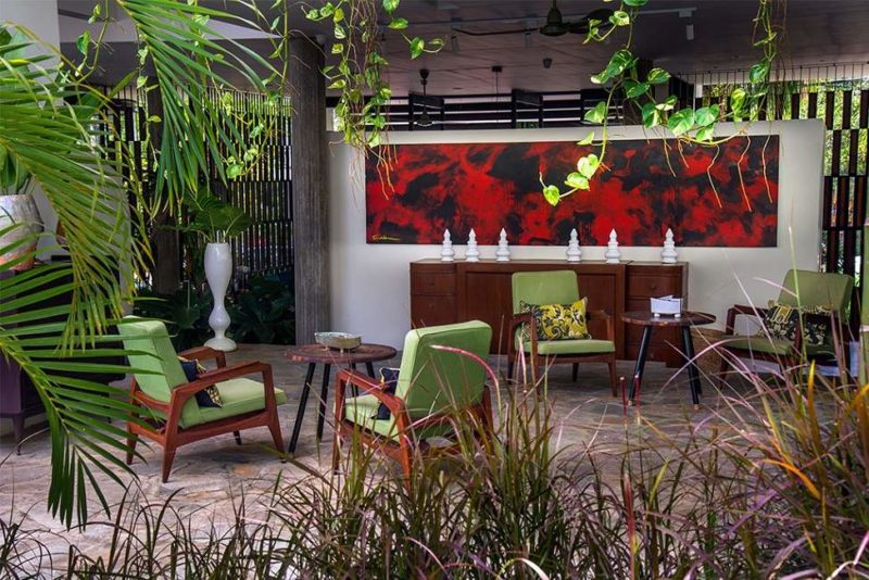 Lounge de l'hôtel Viroths à Siem Reap - Cambodge | Au Tigre Vanillé
