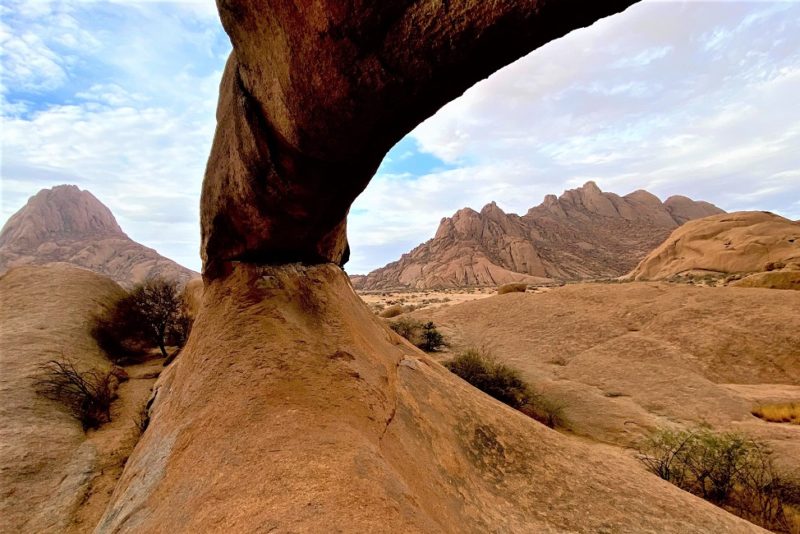 Désert avec roches de granit à Spitzkoppe - Namibie | Au Tigre Vanillé