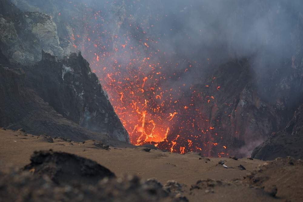 Eruption du volcan Yasur sur l'île de Tanna - Vanuatu | Au Tigre Vanillé