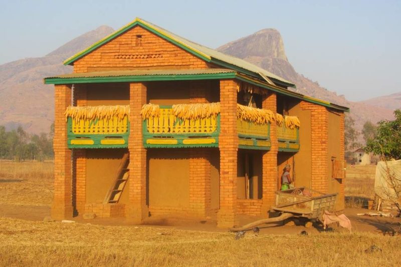 Village typique de la campagne d'Andringitra - Madagascar | Au Tigre Vanillé