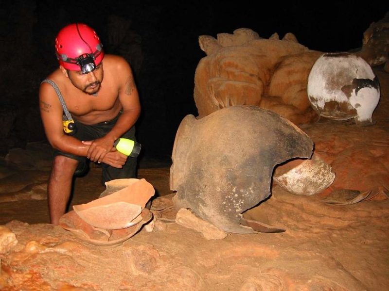 actun-tunichil-muknal-belize Grotte de Actun Tunichil Muknal - Belize | Au Tigre Vanillé
