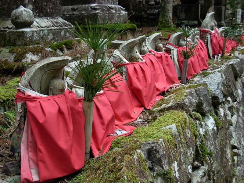 Assister à une cérémonie bouddhiste sur le mont Koya - Japon | Au Tigre Vanillé