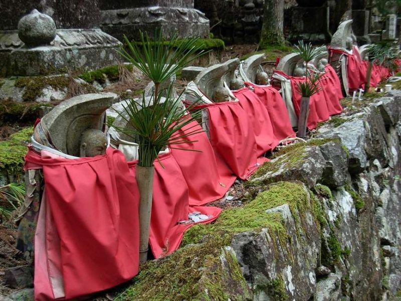 ceremonie-bouddhisme-koyasan-japon Assister à une cérémonie bouddhiste sur le mont Koya - Japon | Au Tigre Vanillé