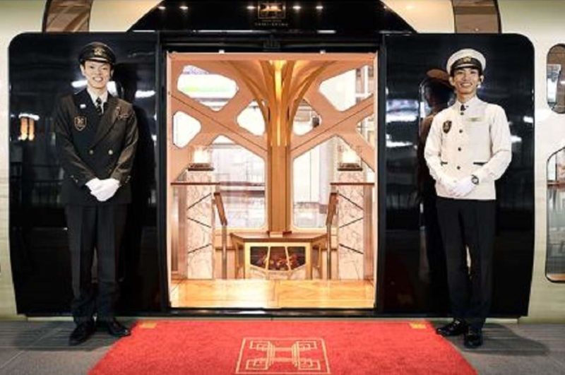 shiki-shima-train-tohoku-japon Entrée du train de luxe Shiki Shima à Tohoku - Japon | Au Tigre Vanillé