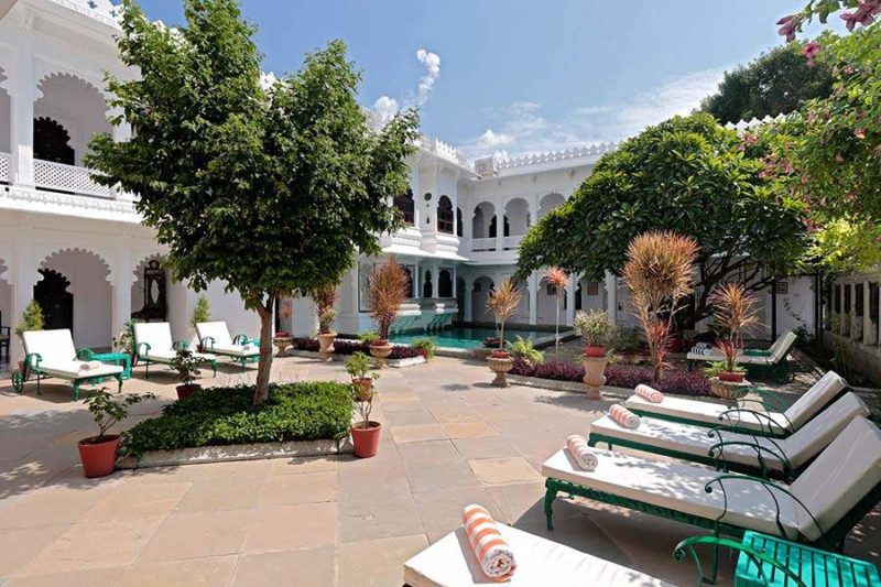 Piscine de l'hôtel Amet Haveli à Jodhpur - Rajasthan, Inde | Au Tigre Vanillé