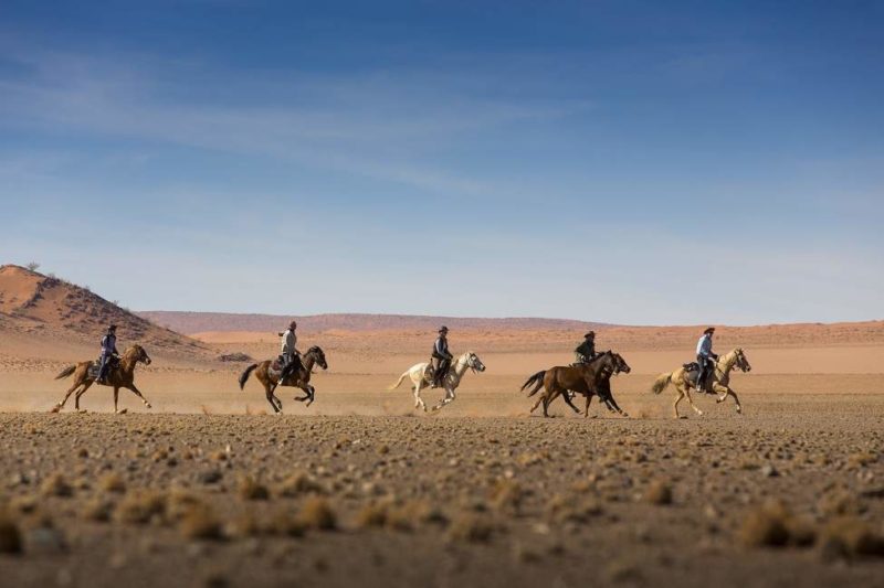 Safari équestre dans le Damaraland - Namibie | Au Tigre Vanillé