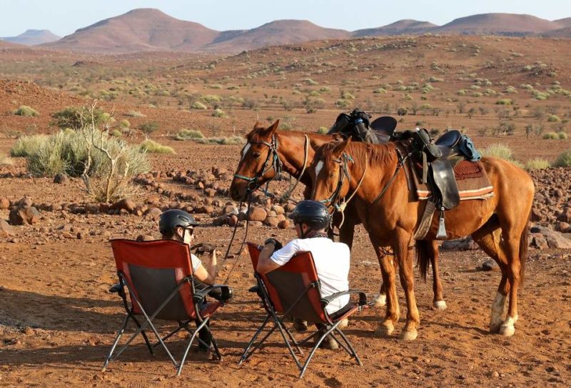 Randonnée équestre dans le désert - Namibie | Au Tigre Vanillé