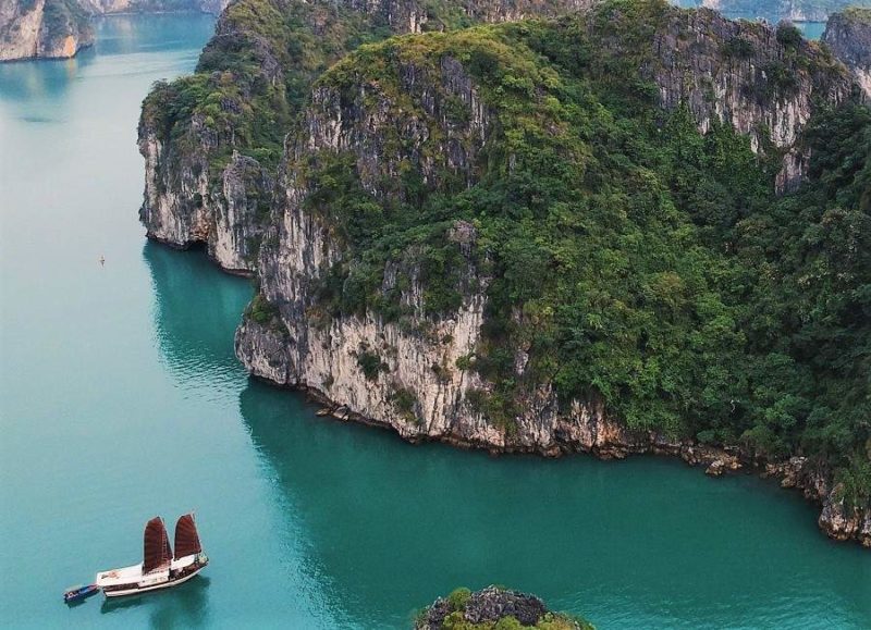 Croisière dans la baie de Bai Tu Long- Vietnam | Au Tigre Vanillé