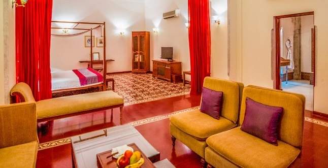 Chambre de l'hotel Taj Ushakiran à Gwalior en Inde centrale | Au Tigre Vanillé