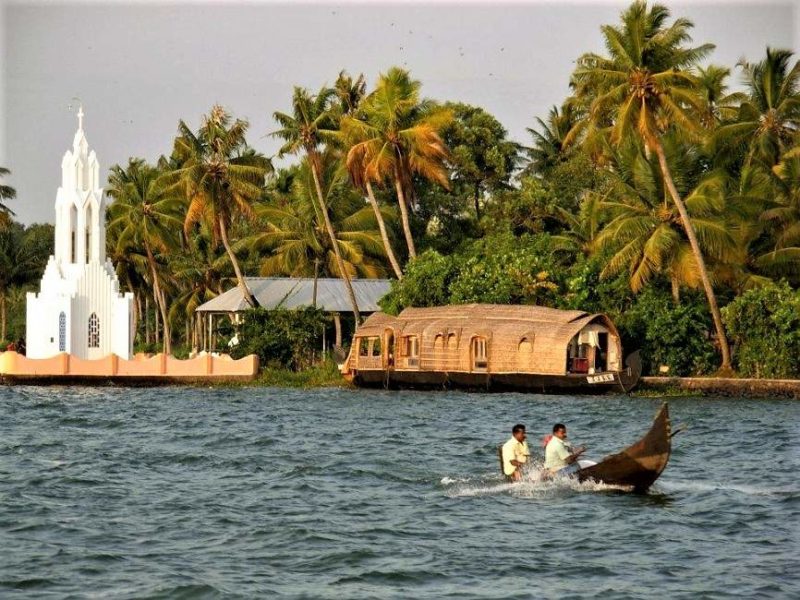 Dans les Backwaters de Kottayam à Cochin en Inde du Sud | Au Tigre Vanillé