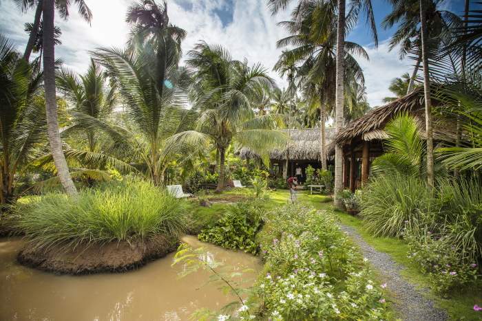 Jardin de l'hôtel Mekong Home - Vietnam | Au Tigre Vanillé
