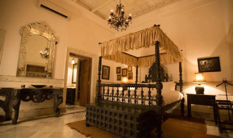 Chambre de l'hôtel Rajbari Bawali - Inde de l'Est | Au Tigre Vanillé