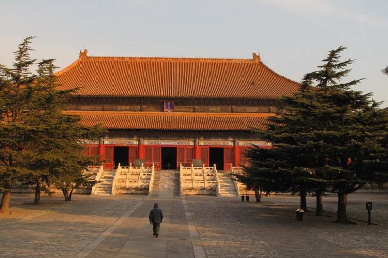 Tombeau Ming aux environs de Pékin - Chine | Au Tigre Vanillé