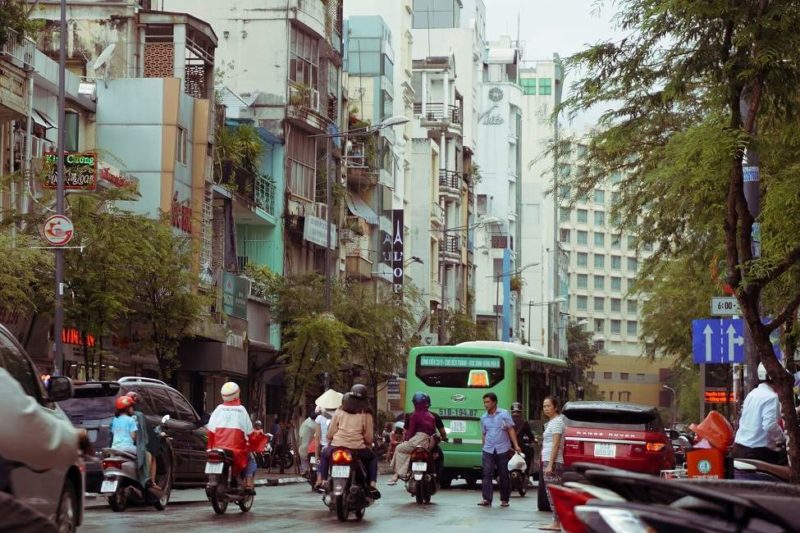 Explorer Saigon lors d'une visite guidée - Vietnam | Au Tigre Vanillé