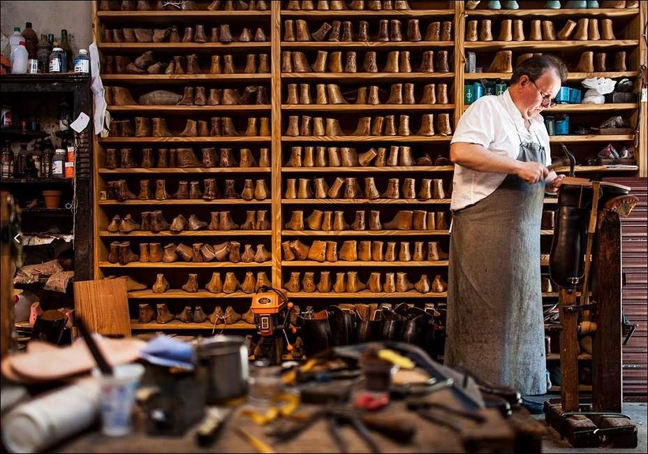 Entrer dans un atelier familial de cuir à Buenos Aires - Argentine | Au Tigre Vanillé