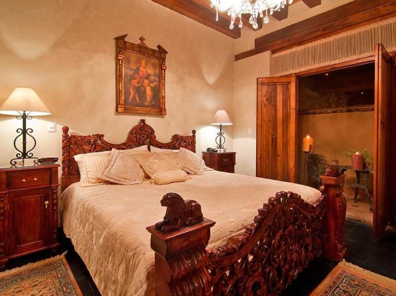Chambre de l'hôtel Mansion Del Sueno à Patzcuaro - Mexique | Au Tigre Vanillé