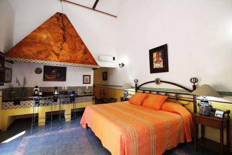 Chambre de l'hôtel Quinta Las Acacias à Guanajuato - Mexique | Au Tigre Vanillé