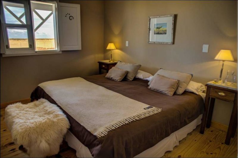 Chambre de l'hôtel Rincon Chico dans la péninsule de Valdés - Argentine | Au Tigre Vanillé