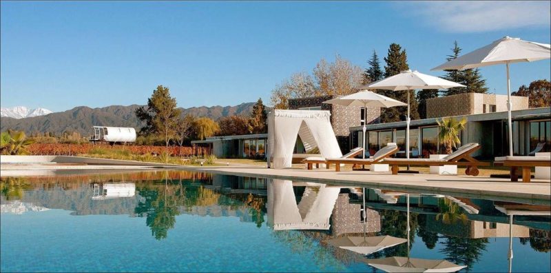 Piscine de l'hôtel Entre Cielos à Mendoza - Argentine | Au Tigre Vanillé