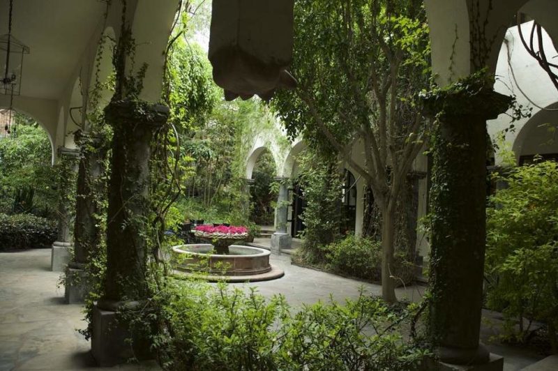 Jardin de l'hôtel Casa Mision à San Miguel de Allende - Mexique | Au Tigre Vanillé